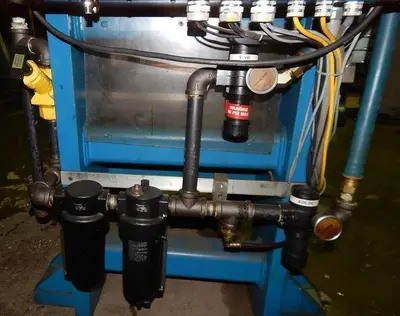 16 Ton FARGER & JOOSTEN MULTIPOWER Air/Oil Press