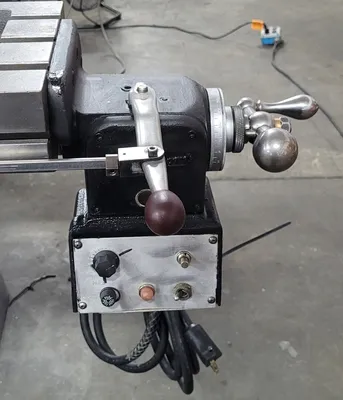 Used BRIDGEPORT 2 HP Vertical Mills Kentucky US | Machinery Central #1259541