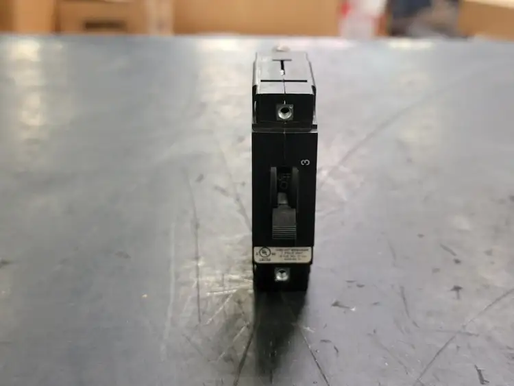 Used AIRPAX LELK1-1REC4-30326-3 Switchgears British Columbia CA | Lenmark #241228