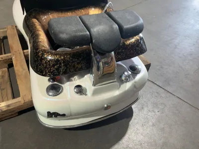 Used GULFSTREAM 9660-5 PEDICURE MASSAGE CHAIR Salon & Spa (Misc) Michigan US | Miedema Asset Management Group #1455041