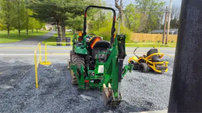 USED 2022 Deere 2038R