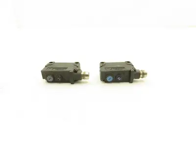 Keyence PZ-G41CN Photoelectric Sensor 10-30vDC Lot of 2