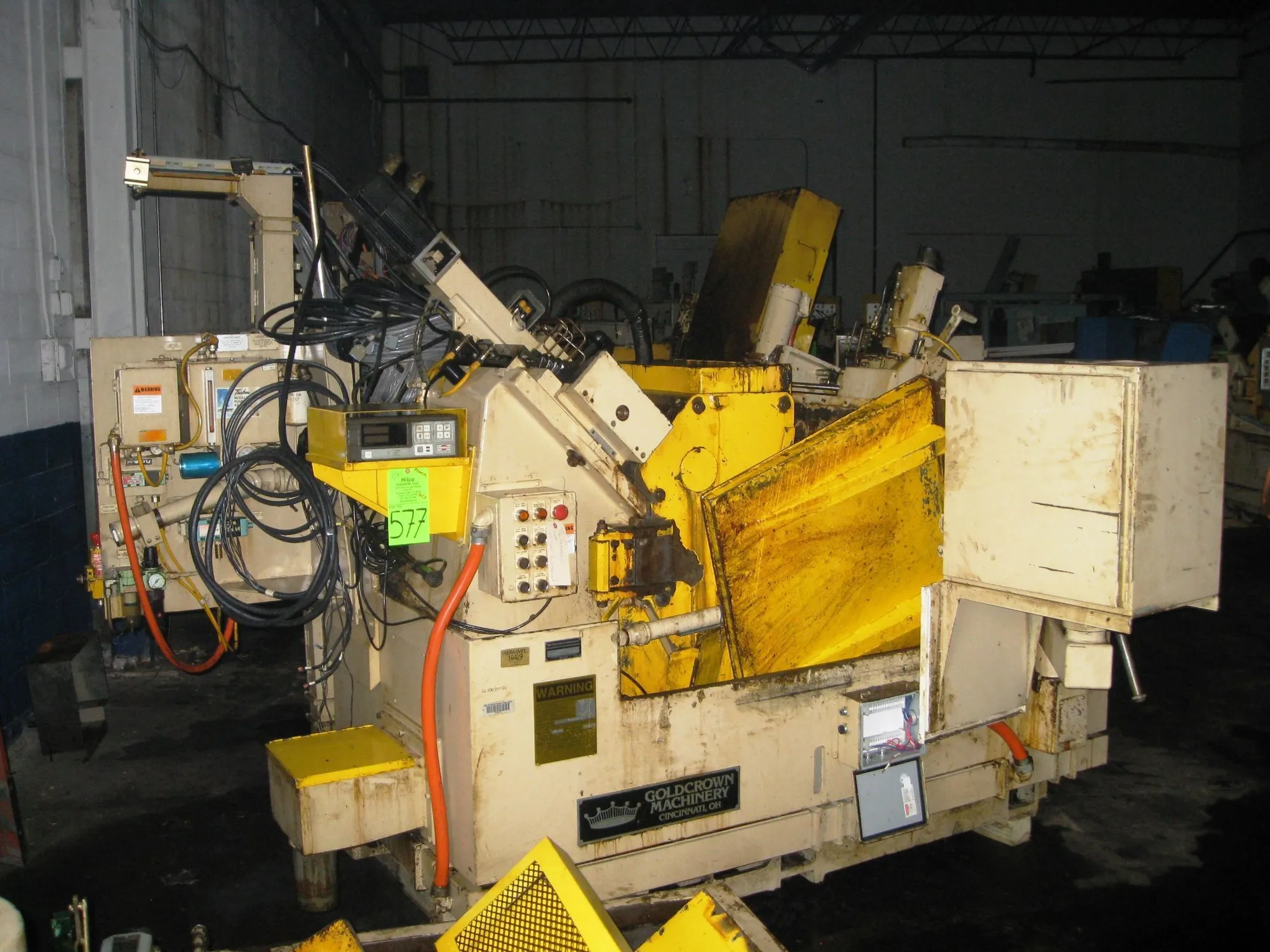 USED 1995 GOLD CROWN GC300