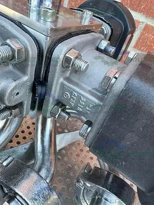 USED 4 ITT PURE FLO ADVANTAGE STAINLESS STEEL DIAPHRAGM VALVE W/ 1" SANITARY FITTING