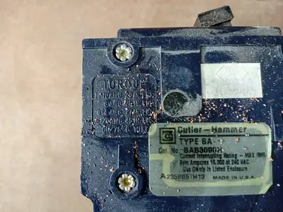 Used CUTLER-HAMMER BAB3090H Switchgears British Columbia CA | Lenmark #1438362