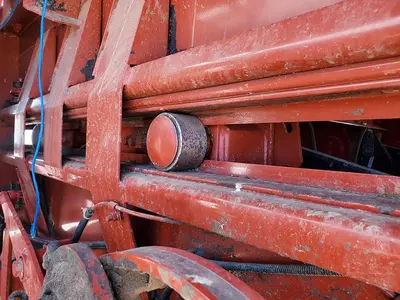 USED 2005 HESSTON 4790