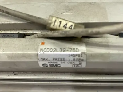 USED SMC PNEUMATIC CYLINDER 32MM BORE 75MM STROKE