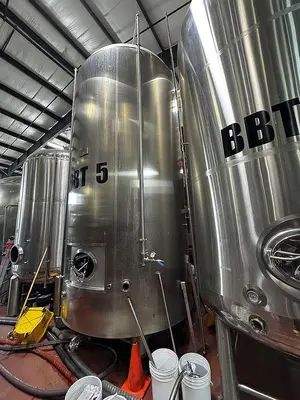 Used CRIVELLER 120 BBL BBT Stainless Steel Tanks Oregon US | Ager Tank & Equipment Co. #1407723
