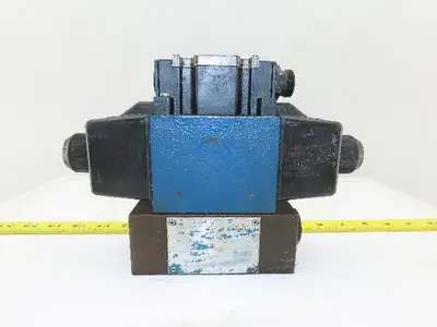 Rexroth 4WE110J40/CW110N9DK25L Hydraulic Control Valve W/120V Coil