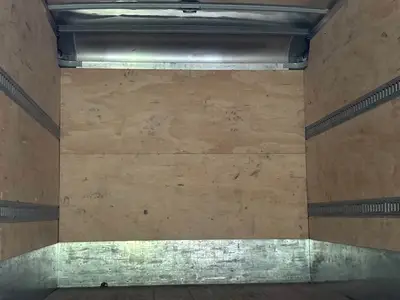 Used 2024 ISUZU NPR HD Box trucks Florida US | Truck and Van Outlet #1509131