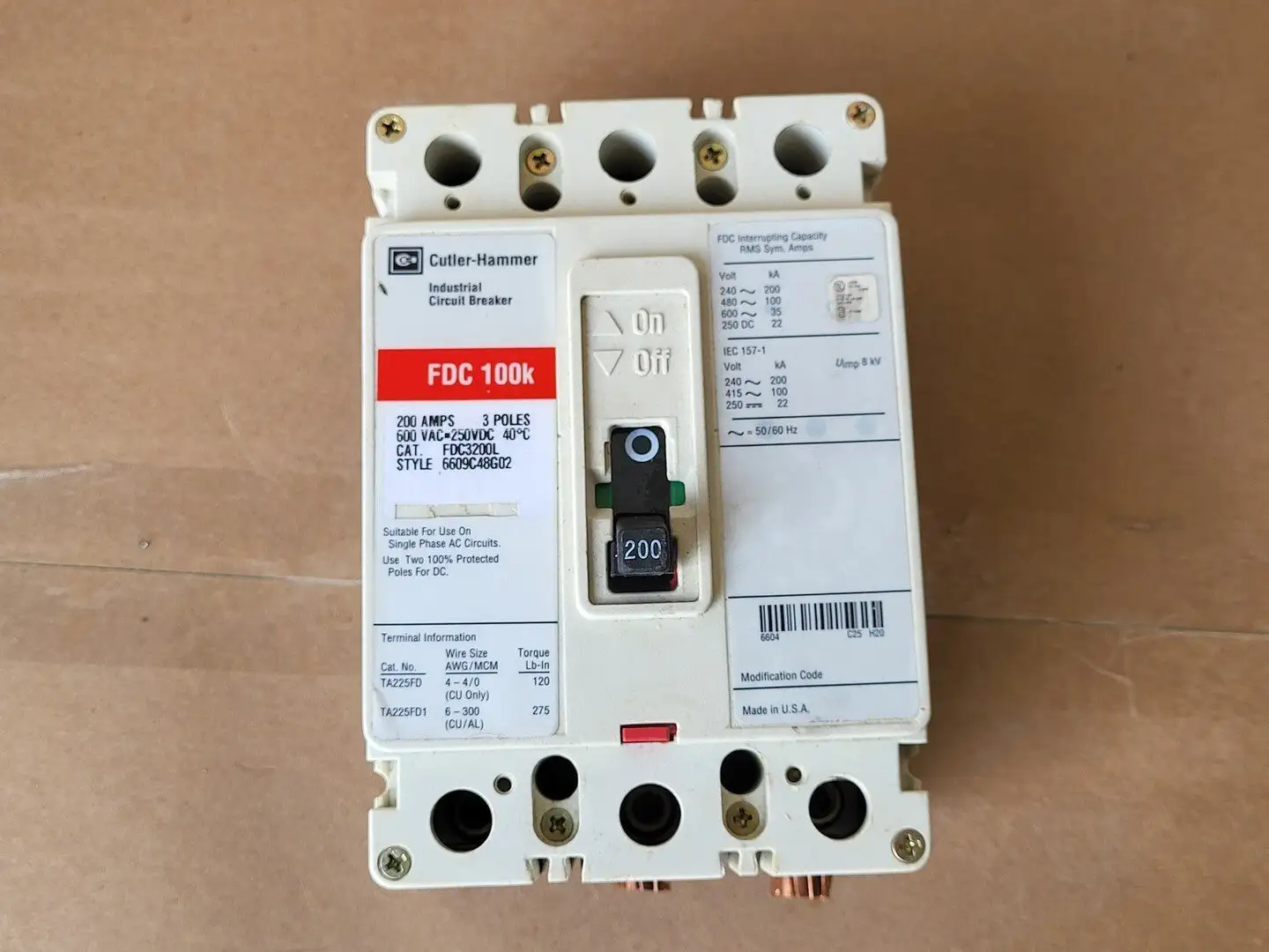 USED CUTLER-HAMMER FDC3200L