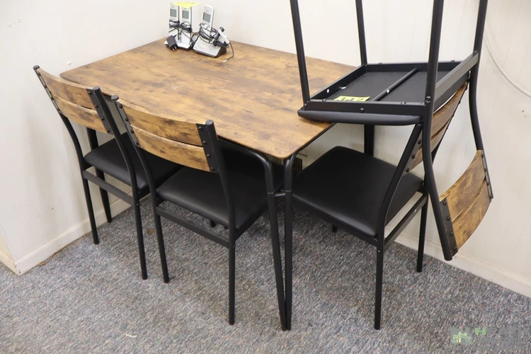 Used _UNKNOWN_ DINING TABLE + (4) CHAIRS - 44 X 26 X 30 IN Restaurant Front of House Furnishings Illinois US | Heath Industrial Auction Services #1462651