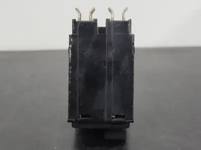 Used SQUARE D QO220 Switchgears British Columbia CA | Lenmark #243371