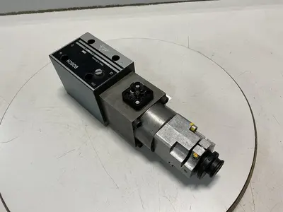 USED BOSCH 0 811 403 001