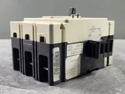 Used EATON CUTLER-HAMMER FD3200S Switchgears British Columbia CA | Lenmark #239114