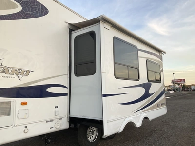 Used 2007 MAKO 29 FRBW Campers, Caravans, Motorhomes Michigan US | Miedema Asset Management Group #1437549