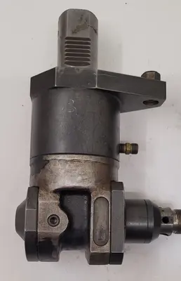 Used MAZAK RIGHT ANGLE TOOL HOLDER Misc Industrial Equipment Kentucky US | Aucto #687315