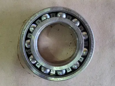 NEW SKF 6215
