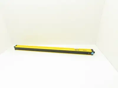 Sick MGSS90-12 Safety Light Curtain Transmitter Sender 900mm Scratches In Lens