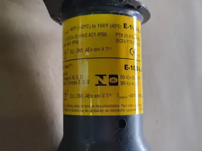 NEW RAYCHEM E-100-L1-A