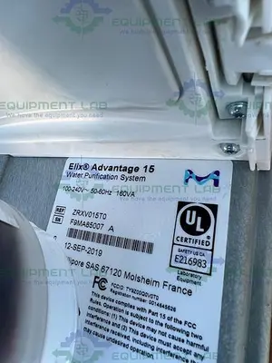 USED MILLIPORE ELIX ADVANTAGE 15  WATER PURIFYING SYSTEM W/ E-POD, 30L PE TANK