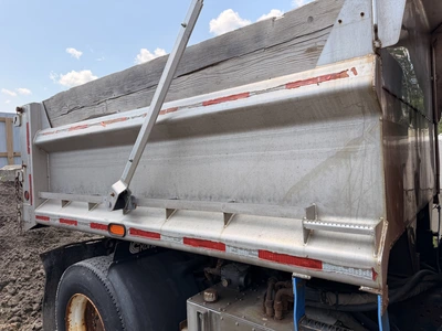 Used 2005 GMC C8500 Dump trucks Indiana US | Miedema Asset Management Group #1436982