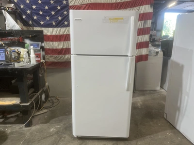 Used FRIGIDAIRE FREEZER ON TOP Refrigerators Michigan US | Miedema Asset Management Group #1322165