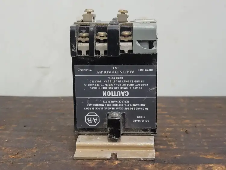 Used ALLEN-BRADLEY 852S-C Misc Electrical & Power Parts British Columbia CA | Lenmark #249728