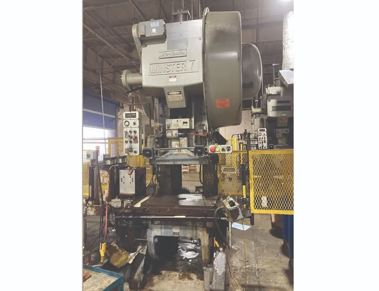 Used 1973 MINSTER #7 DIE NAMIC GEARED O.B.I. Presses Michigan US | Universal Press & Machinery (UPM) #5109