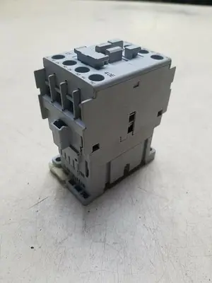 Allen Bradley 700-CF400*