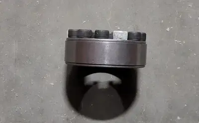 1-15/16" x 80 mm Locking Assembly/Keyless Bushing 2005