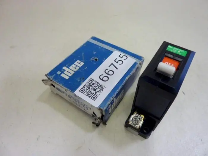NEW IDEC NRC110L 0.5A