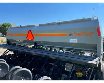 Used CRUSTBUSTER _UNKNOWN_ No-Till Drills Iowa US | Keast Enterprises #1360190