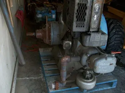 USED OILWELL E-20 RC SINGLE CYLINDER NATURAL GAS OILFIELD PUMP JACK ENGINE