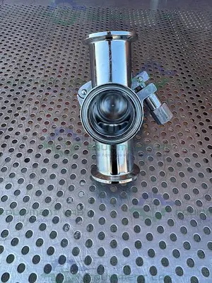 USED BS&B GR-C SAFETY HEAD 1 1/2" FITTING W/ 45 PSIG RUPTURE DISC, 1 1/2" TEE FITTING