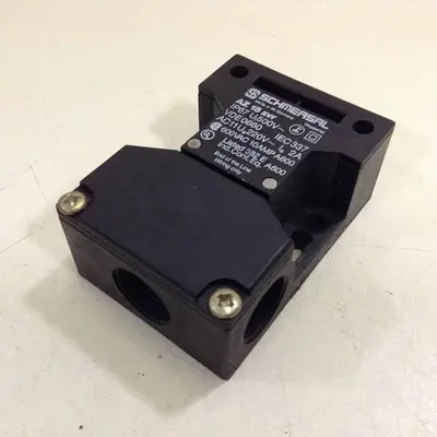 USED SCHMERSAL AZ15ZVR
