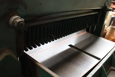 USED SCHNEIDER PAPER SHEAR