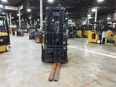 USED 2020 YALE ERC070