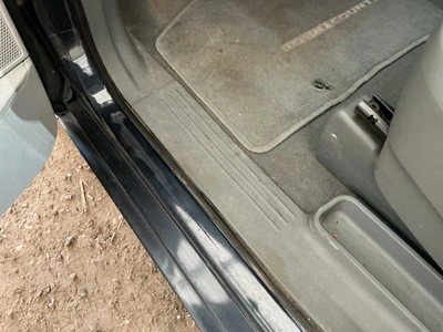 USED 2009 CHRYSLER TOWN AND COUNTRY