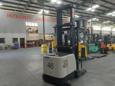 USED 2018 CROWN SP4050-30