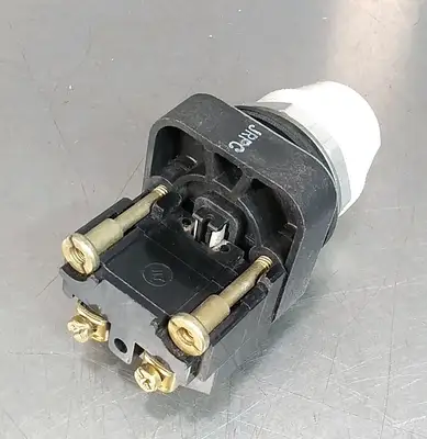 Allen-Bradley 800T-P16/T Round Light White Loc4E7