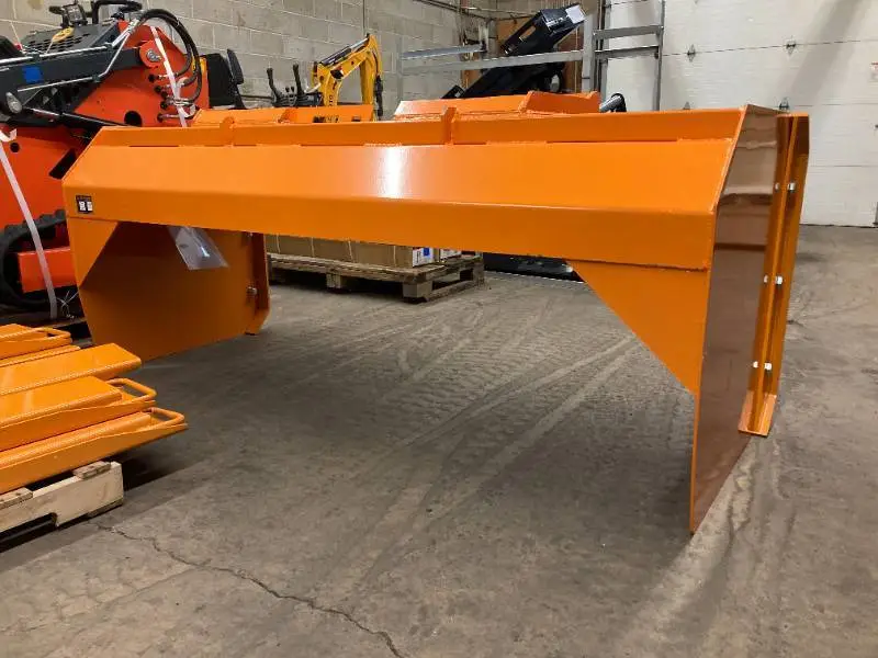 WOLVERINE Snow Pusher 2025
