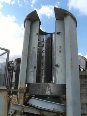 USED JONES P-225