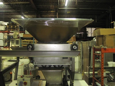 USED BENIER B7530