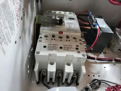 15A, 600V, 3-Ph MCC Disconnect Switch, Size 1 Bucket for Freedom 2100 MCC Frame