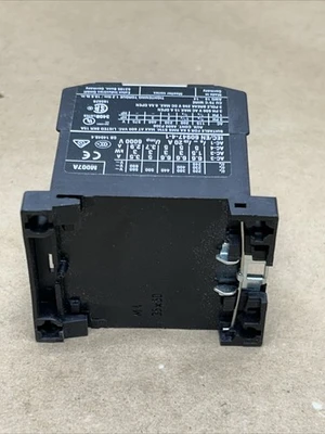 NEW Klockner Moeller DIL EEM-10