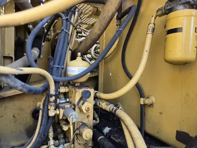 USED 1996 CATERPILLAR 325L