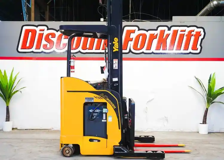Used 2017 YALE NR035EB Reach Trucks Colorado US | Discount Forklift #1283634