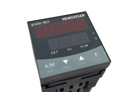 Used Hengstler grado 901 Digital Temperature Controller 1/16 DIN PLC Temperature Modules Michigan US | Maverick Industrial Sales #1395009