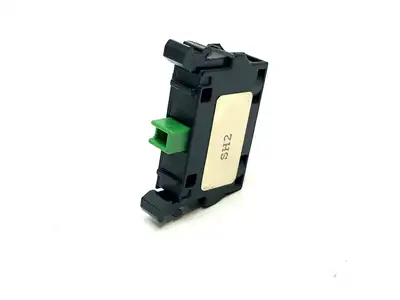 SK 616 007-A | ABB  Contact Block 380V 8A - Used